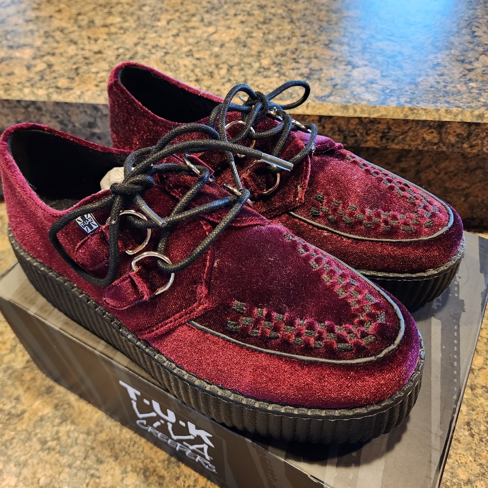 TUK Burgandy Faux Suede Viva Mondo Creepr Size USM 7/USW 9